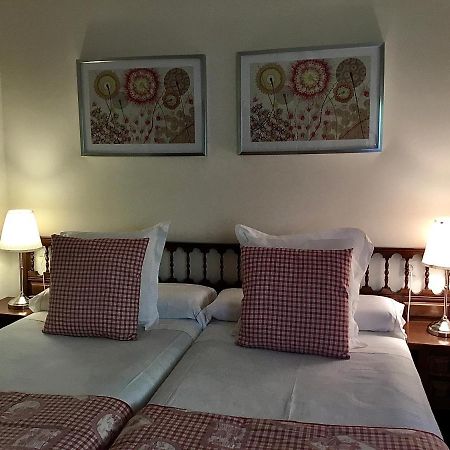 Apartamentos Y Habitaciones Sebrango Эспинама Экстерьер фото