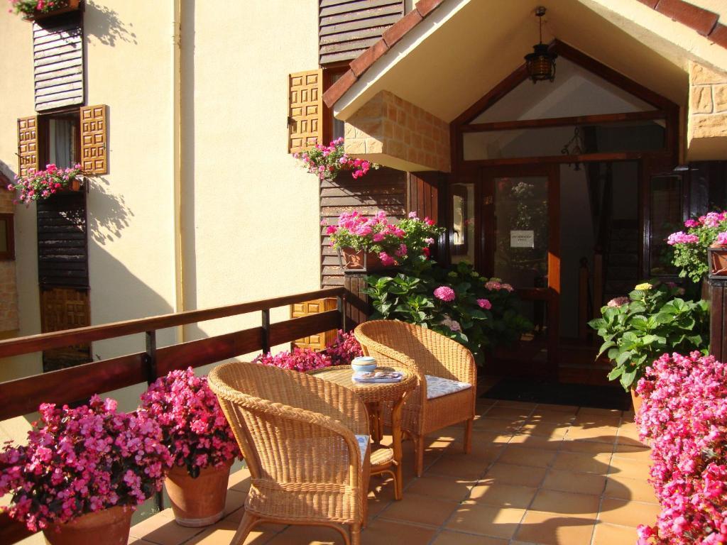 Apartamentos Y Habitaciones Sebrango Эспинама Экстерьер фото